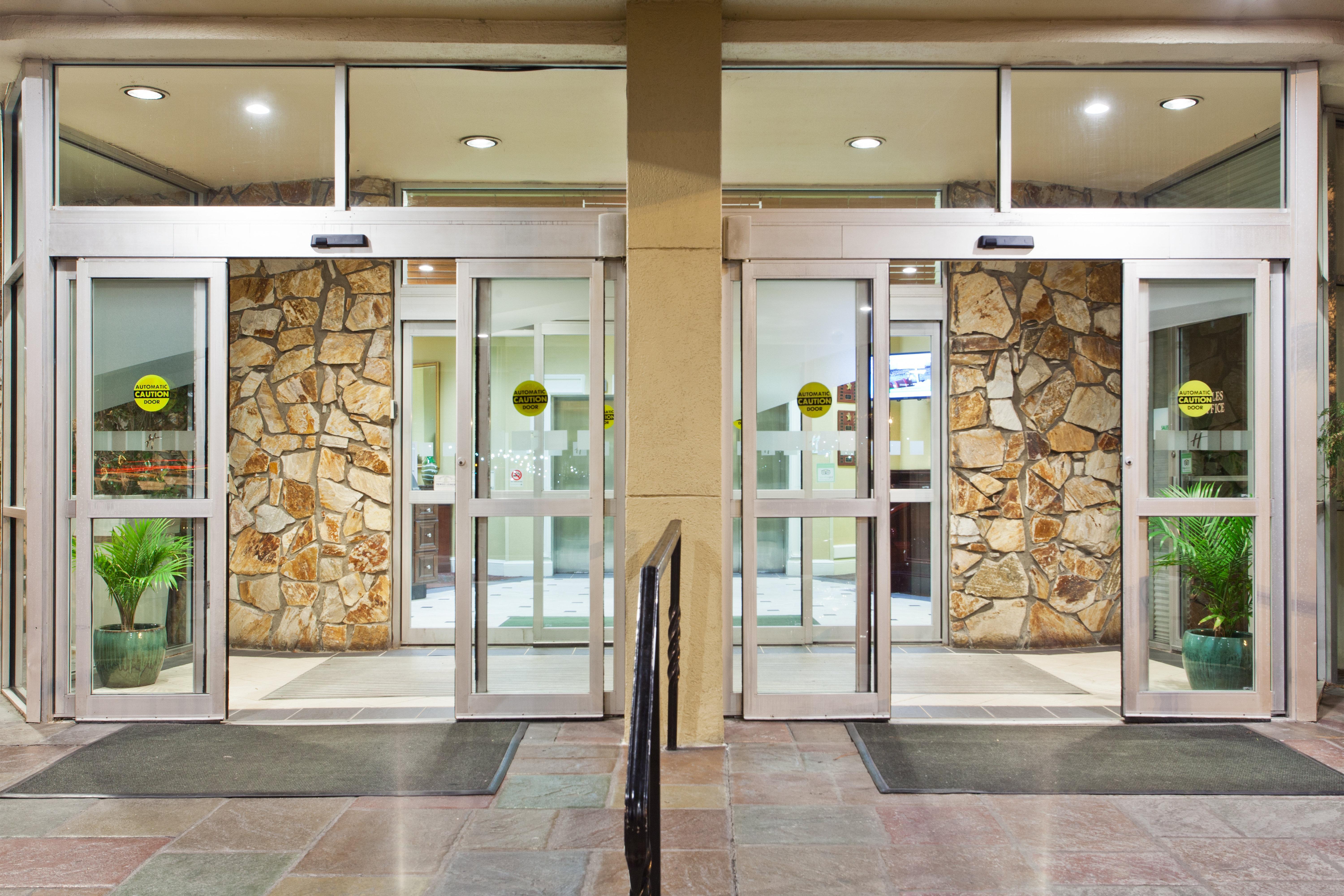 Holiday Inn Charleston-Riverview, An Ihg Hotel Exterior foto